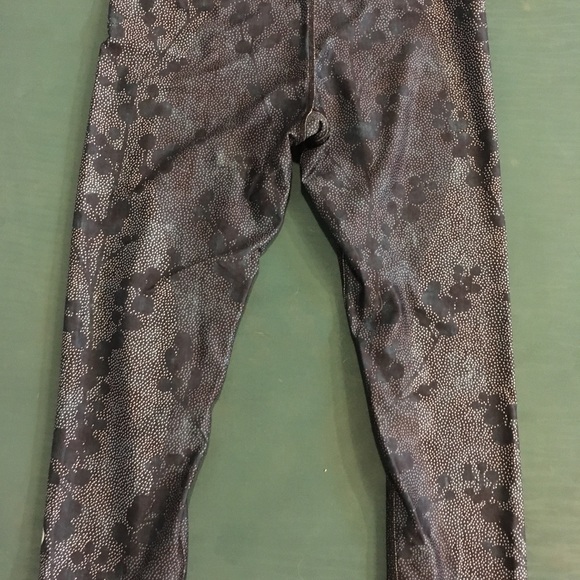 InnerFire Leggings - Picture 3 of 4